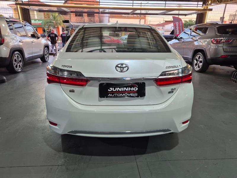 TOYOTA Corolla - Foto