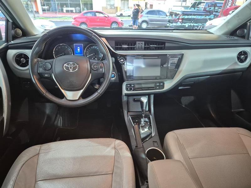 TOYOTA Corolla - Foto