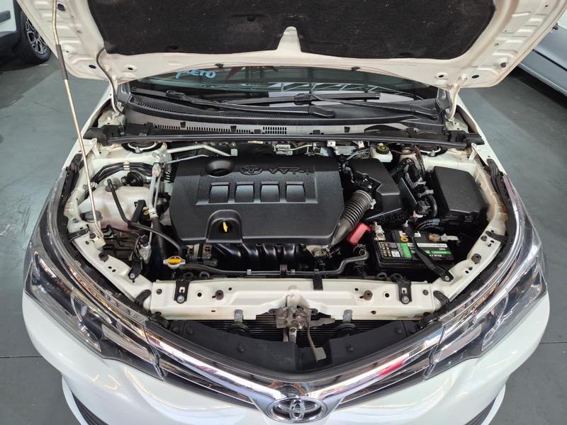 TOYOTA Corolla - Foto