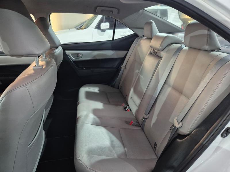 TOYOTA Corolla - Foto