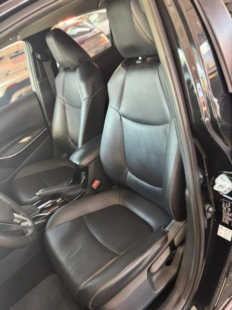 TOYOTA Corolla - Foto