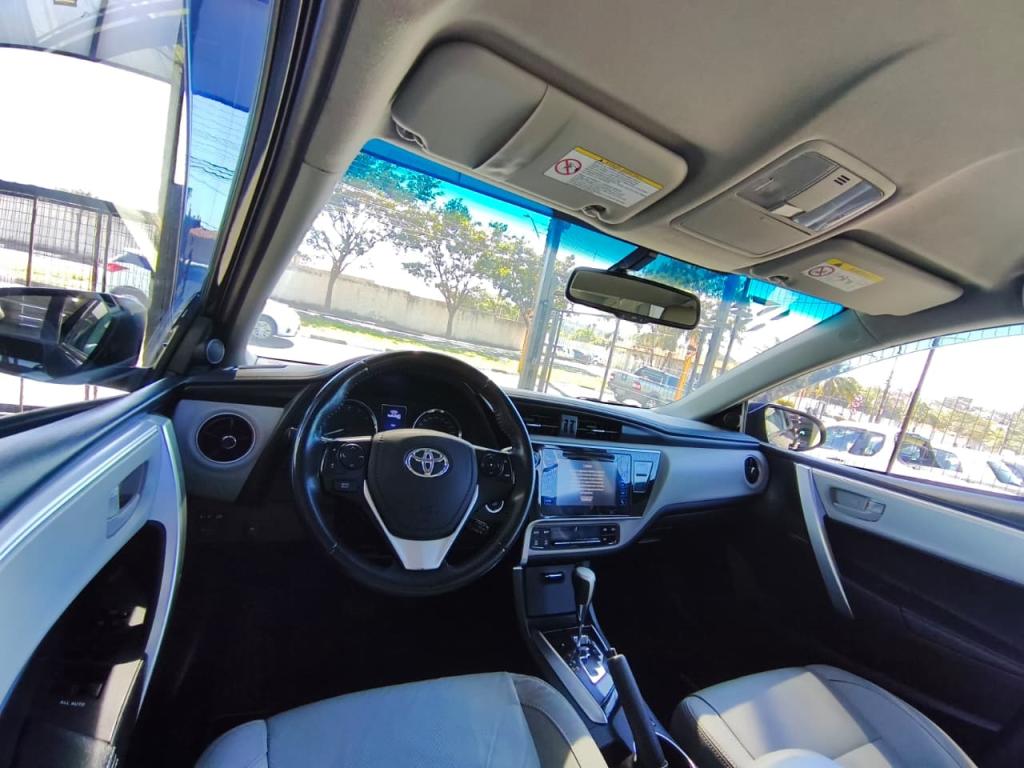 TOYOTA Corolla - Foto