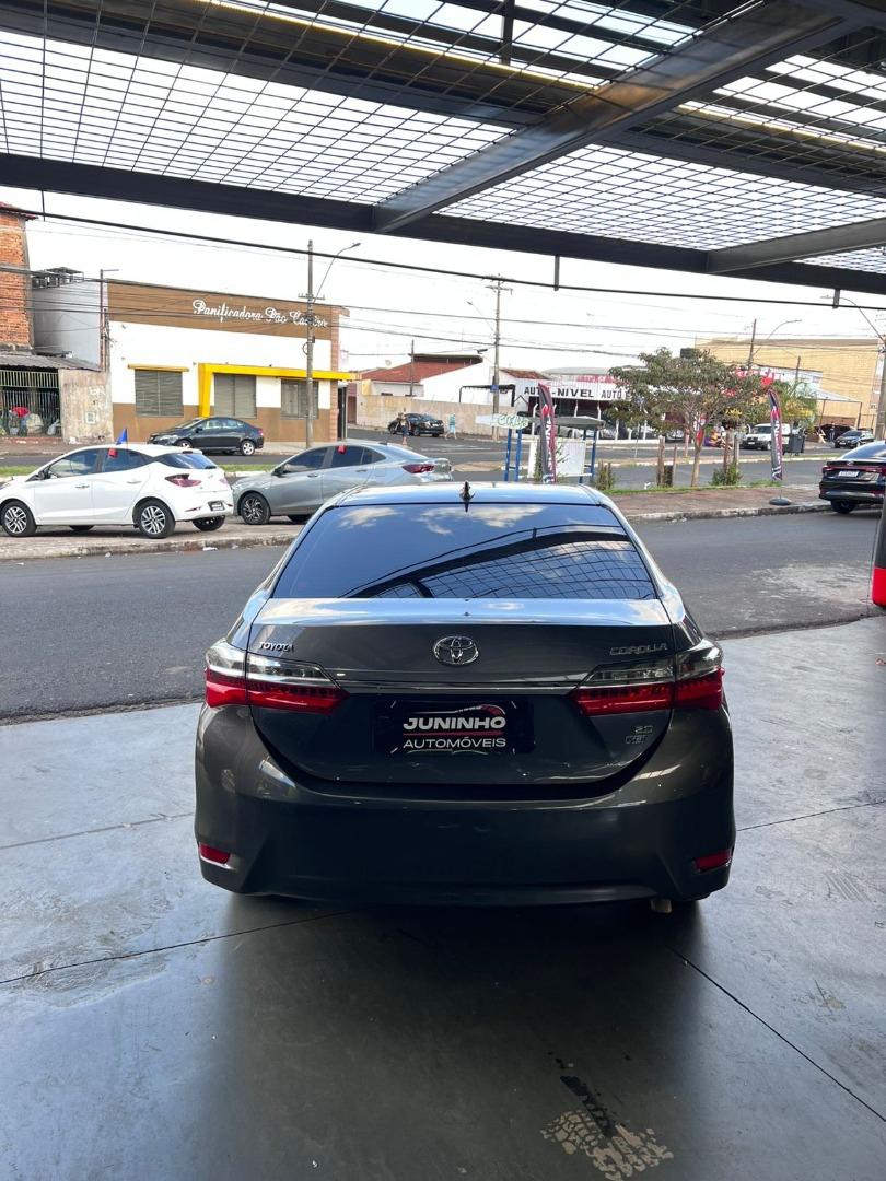 TOYOTA Corolla - Foto