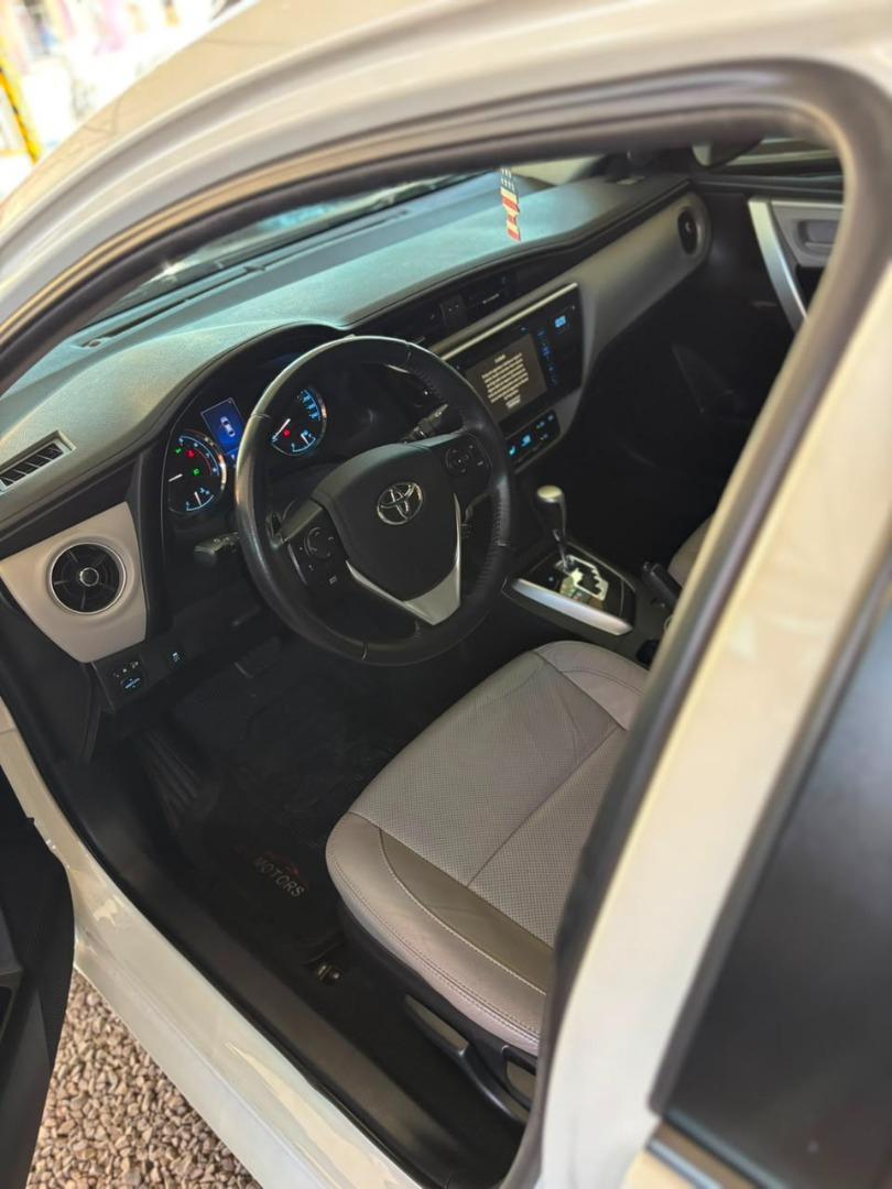 TOYOTA Corolla - Foto