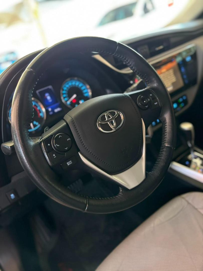 TOYOTA Corolla - Foto