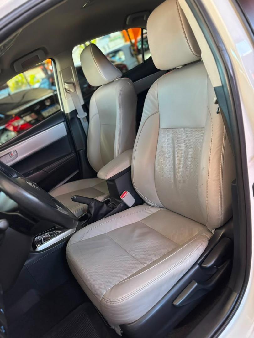 TOYOTA Corolla - Foto
