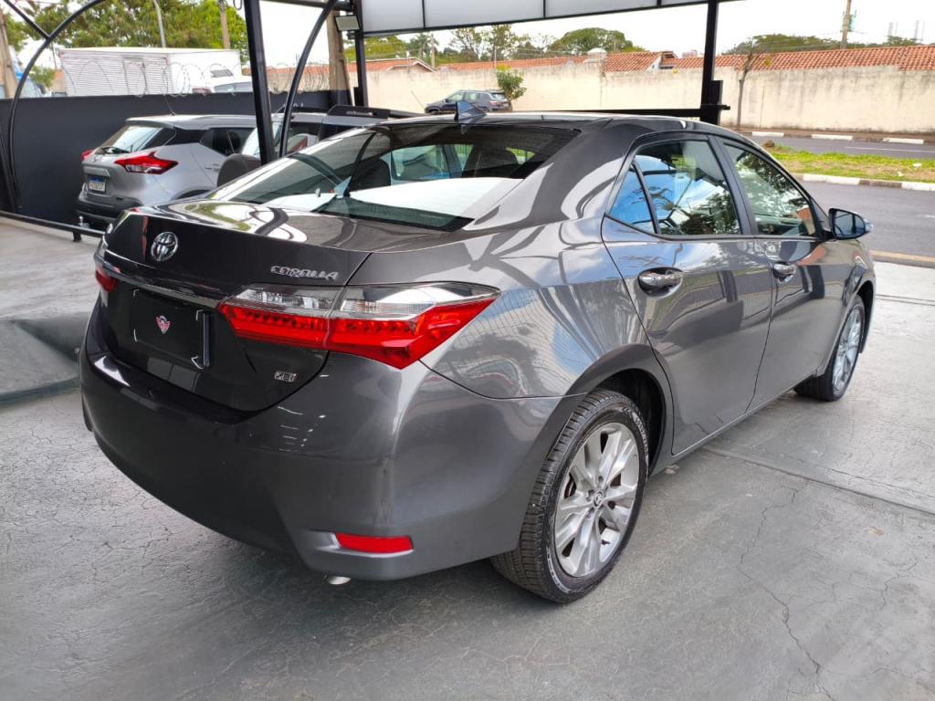 TOYOTA Corolla - Foto