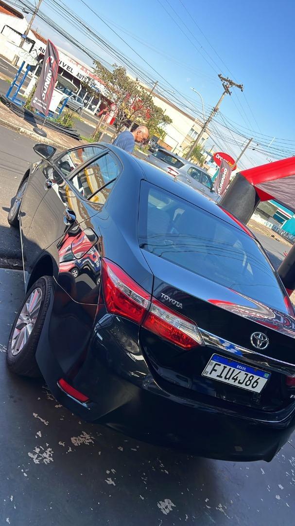 TOYOTA Corolla - Foto