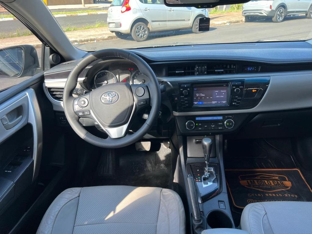 TOYOTA Corolla - Foto