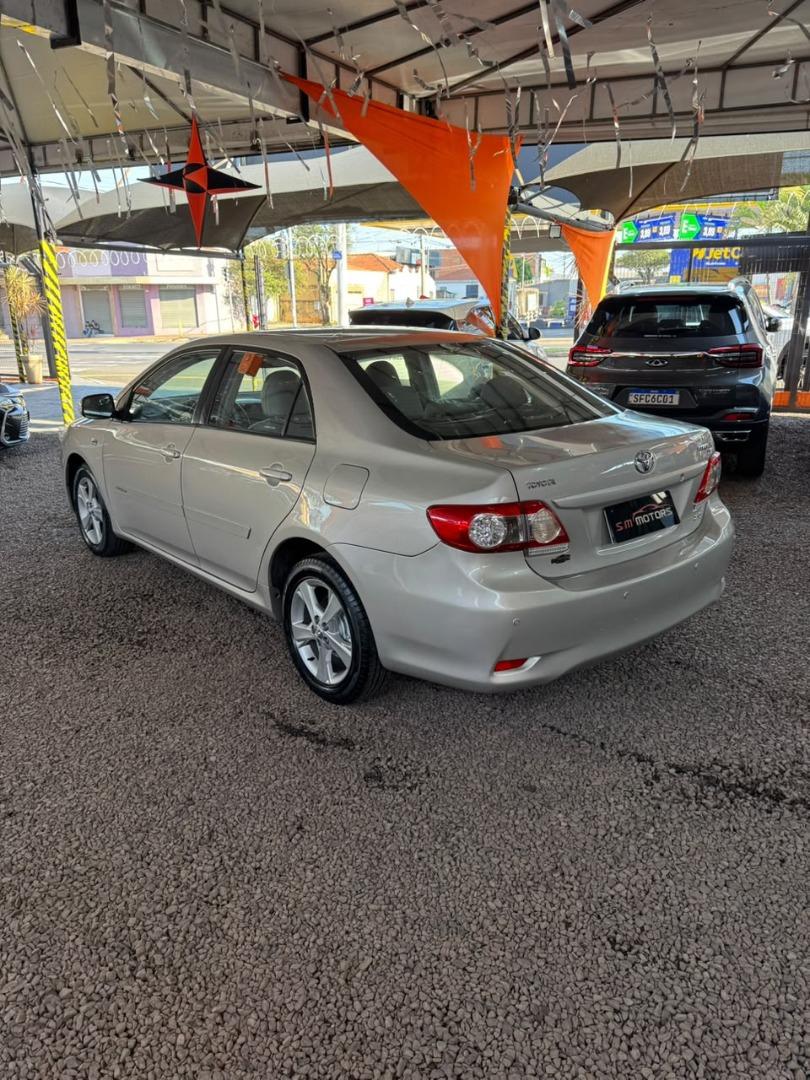 TOYOTA Corolla - Foto