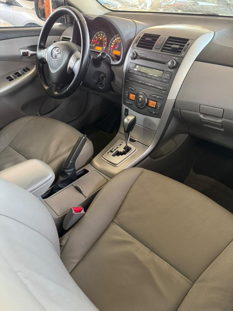 TOYOTA Corolla - Foto