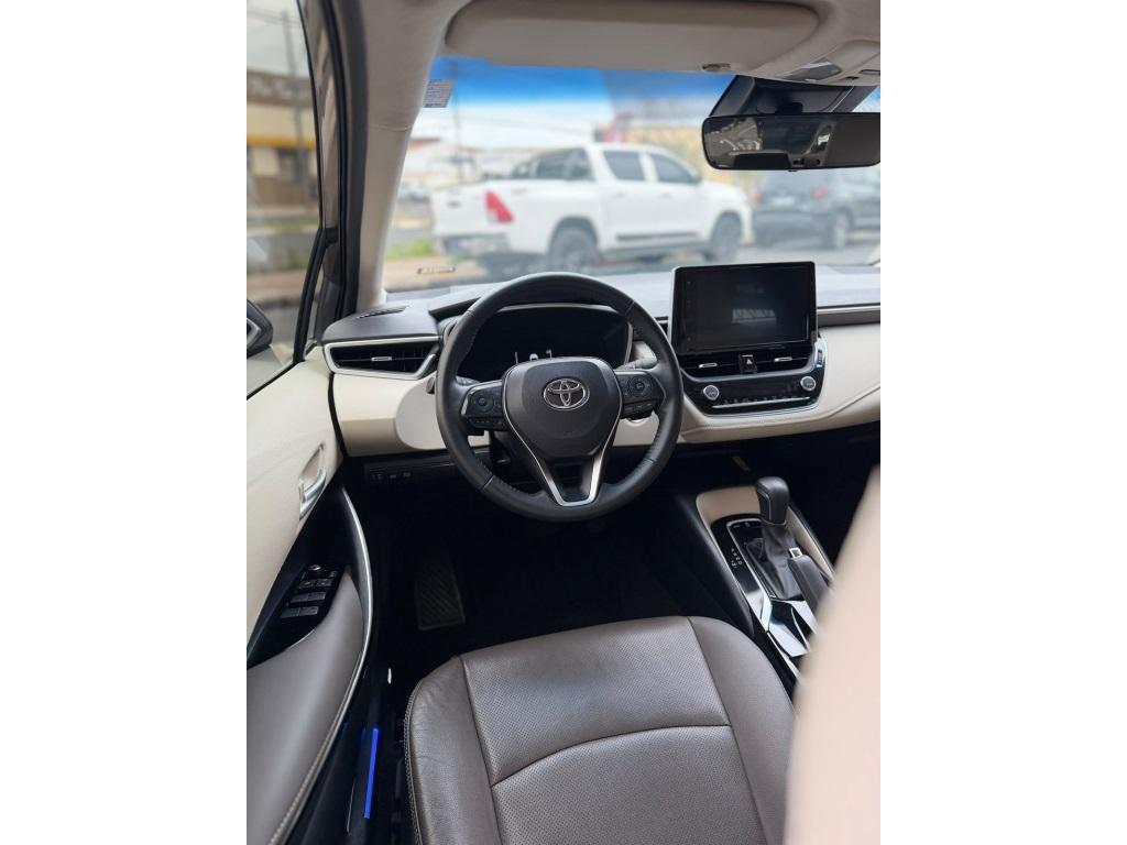 TOYOTA Corolla - Foto