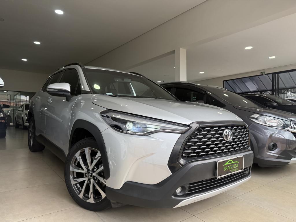 TOYOTA Corolla Cross - Foto