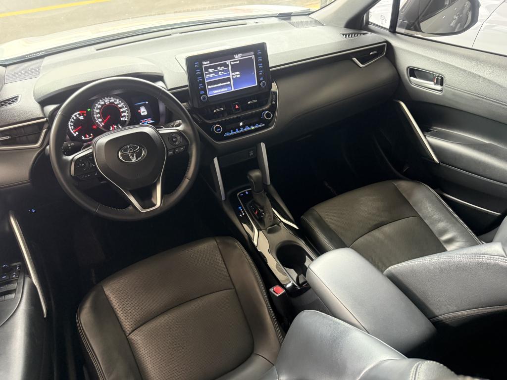 TOYOTA Corolla Cross - Foto