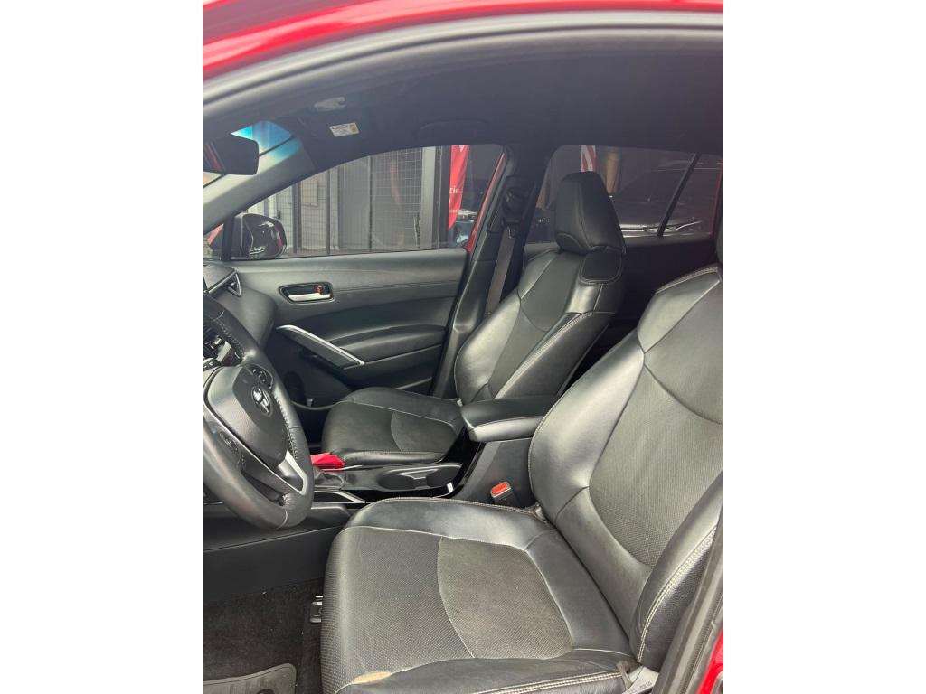 TOYOTA Corolla Cross - Foto