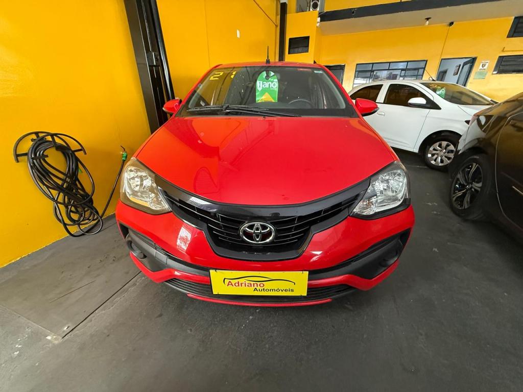 TOYOTA Etios Hatch