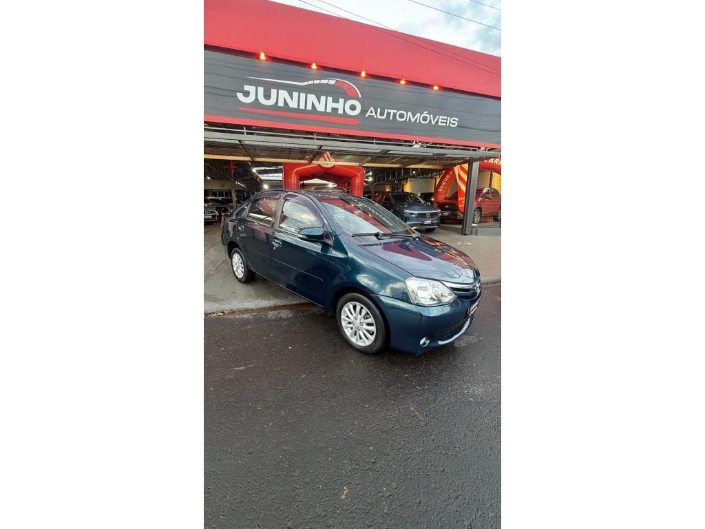 TOYOTA Etios Hatch