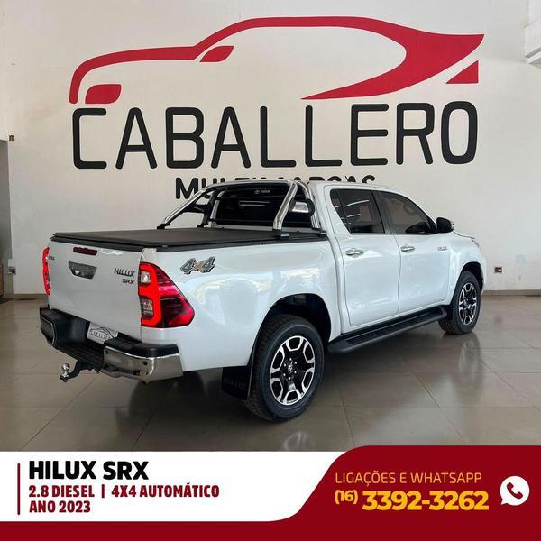 TOYOTA Hilux Caminhonete - Foto