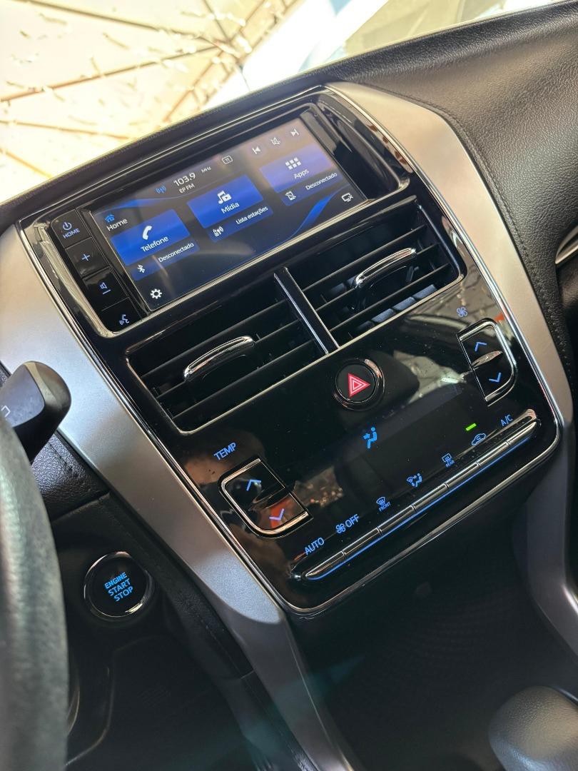 TOYOTA Yaris Hatch - Foto