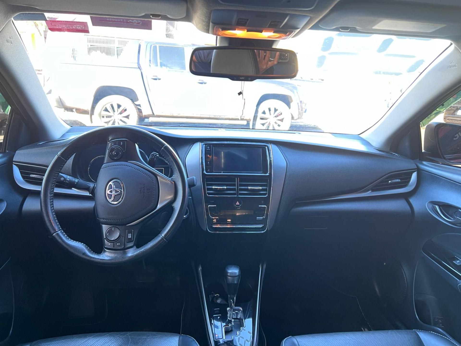 TOYOTA Yaris Hatch - Foto