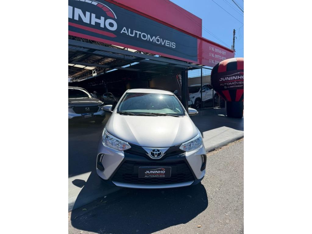 TOYOTA Yaris Sedan - Foto