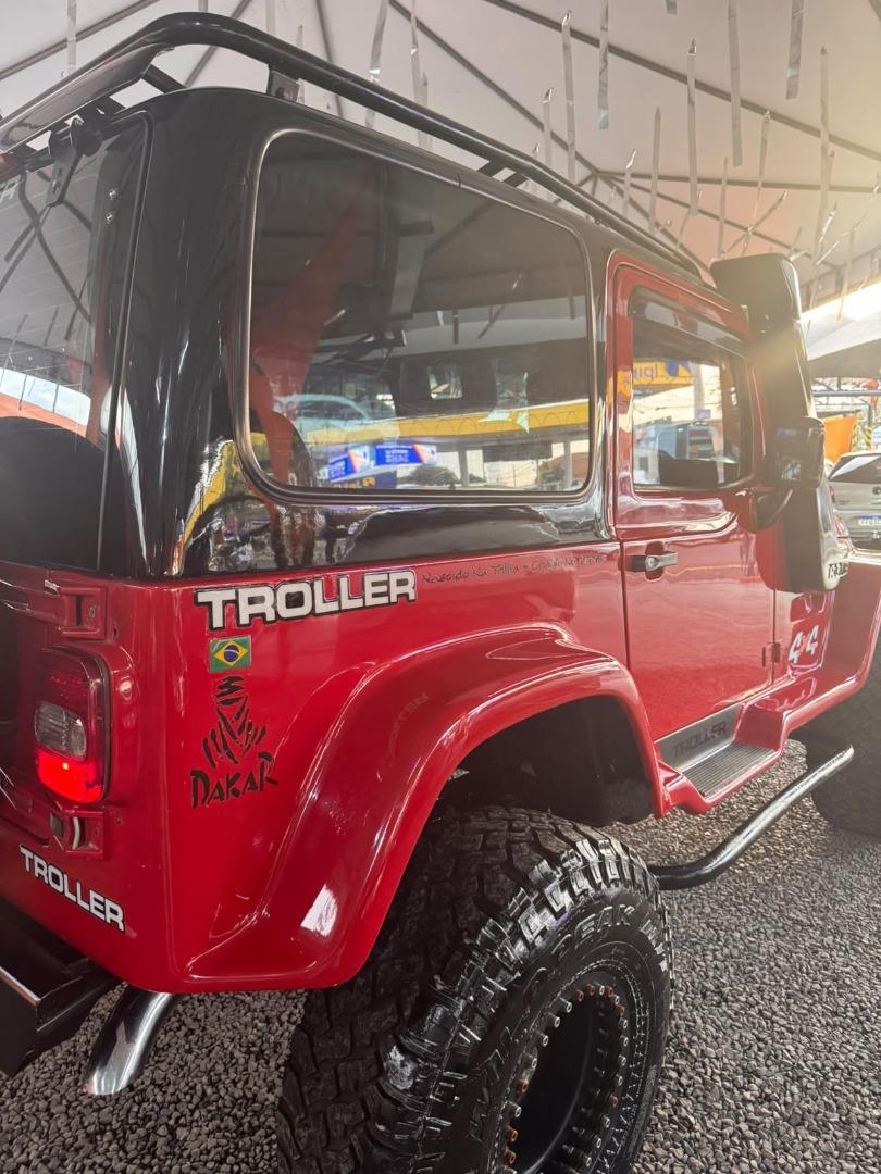 TROLLER T4 - Foto