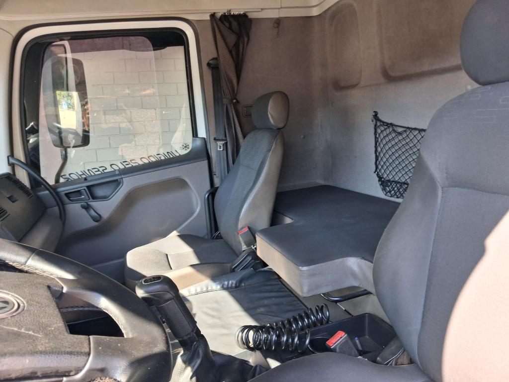 VOLKSWAGEN 24-280 - Foto