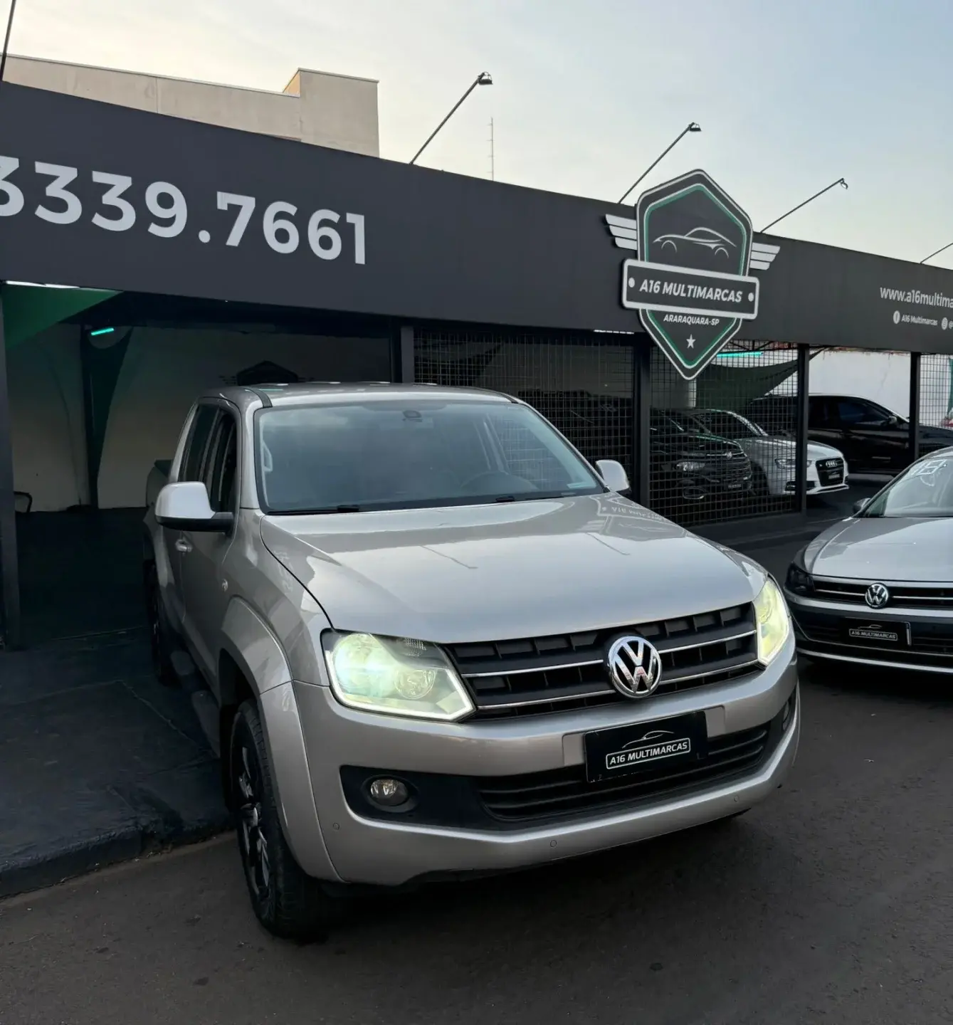VOLKSWAGEN Amarok - Foto