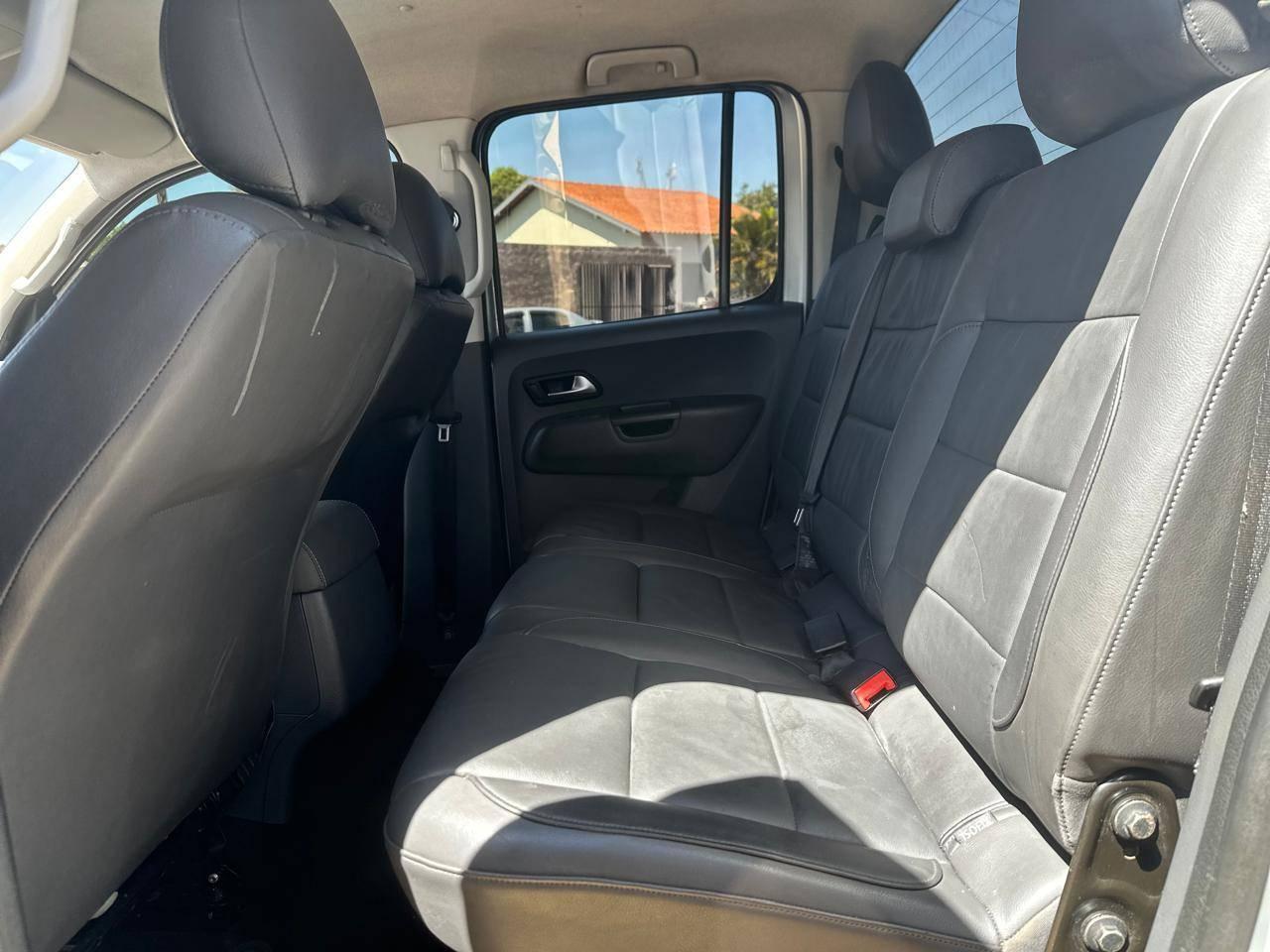 VOLKSWAGEN Amarok - Foto