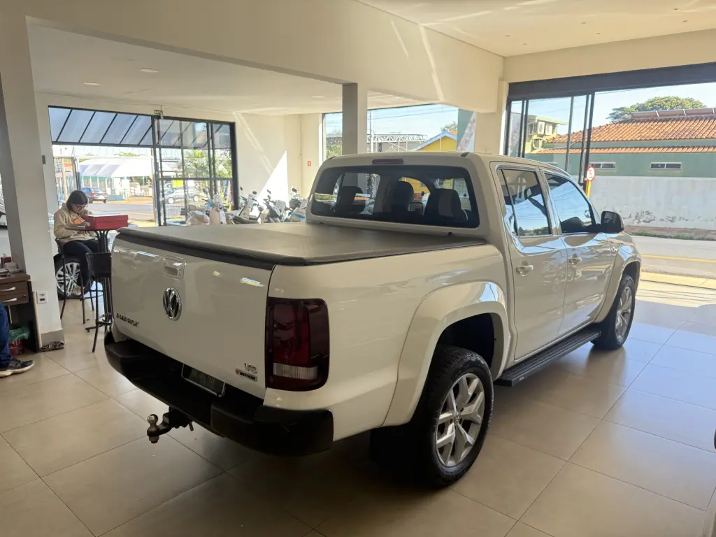 VOLKSWAGEN Amarok - Foto