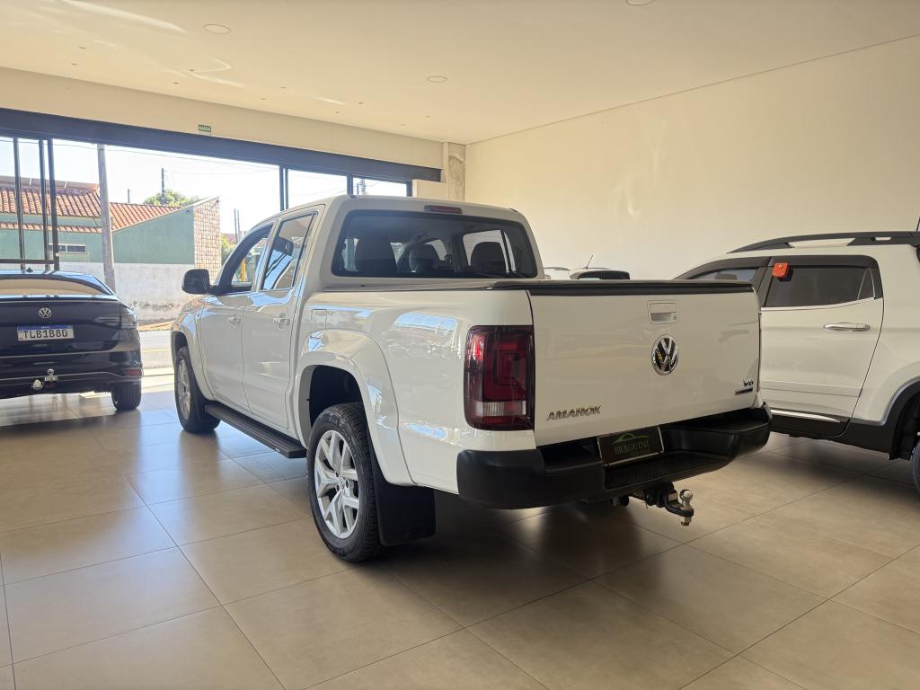 VOLKSWAGEN Amarok - Foto