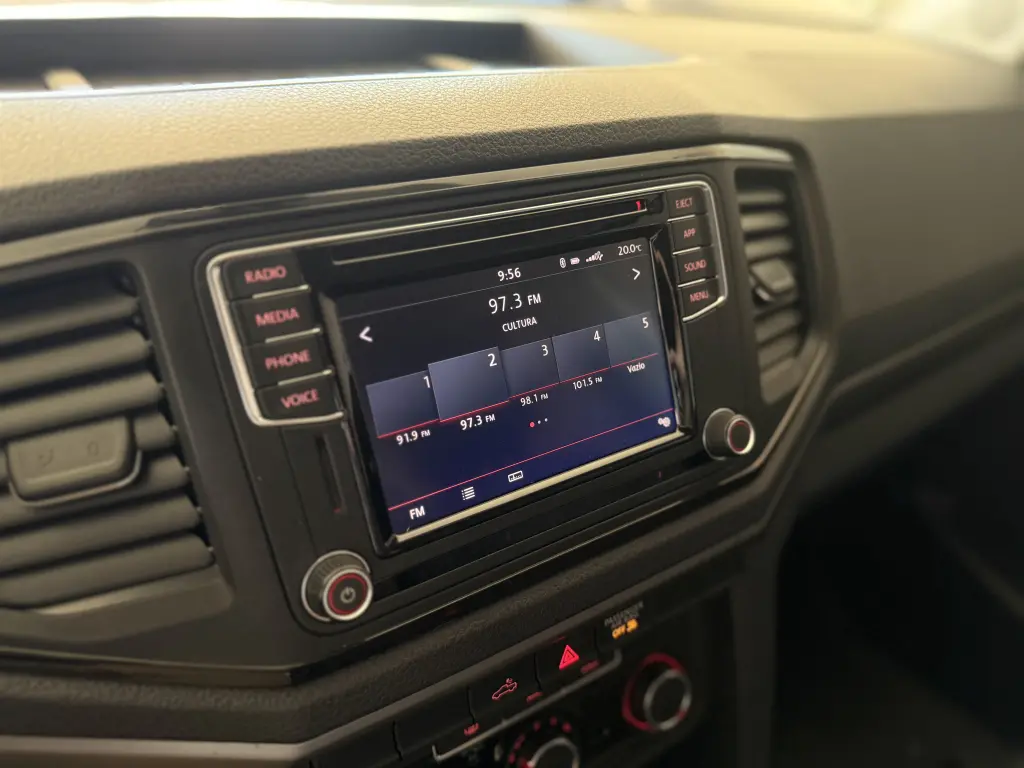 VOLKSWAGEN Amarok - Foto