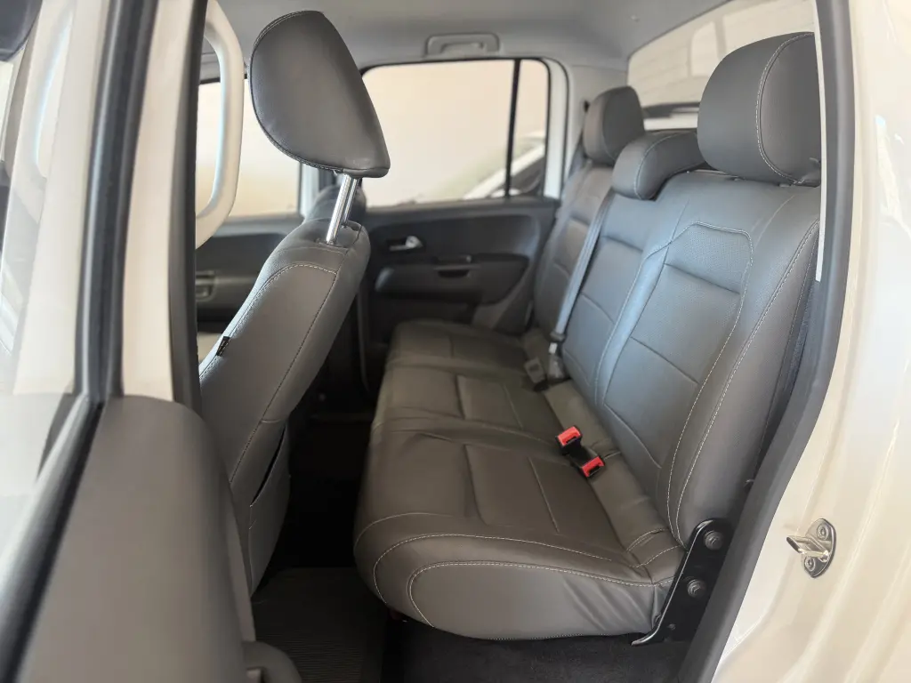 VOLKSWAGEN Amarok - Foto