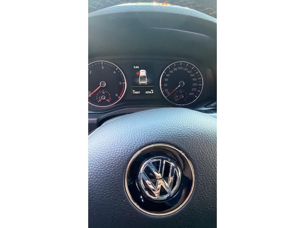 VOLKSWAGEN Amarok - Foto