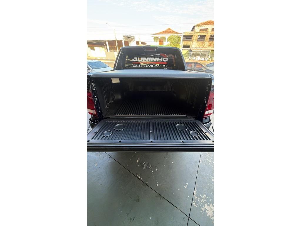 VOLKSWAGEN Amarok - Foto
