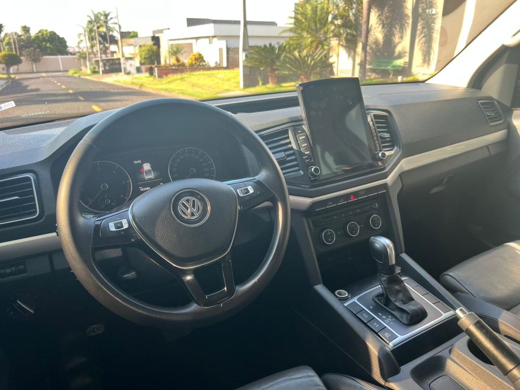 VOLKSWAGEN Amarok - Foto
