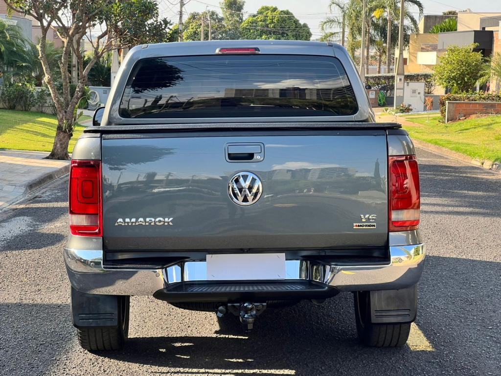 VOLKSWAGEN Amarok - Foto