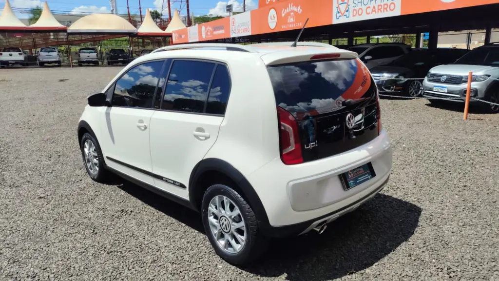 VOLKSWAGEN Cross UP - Foto