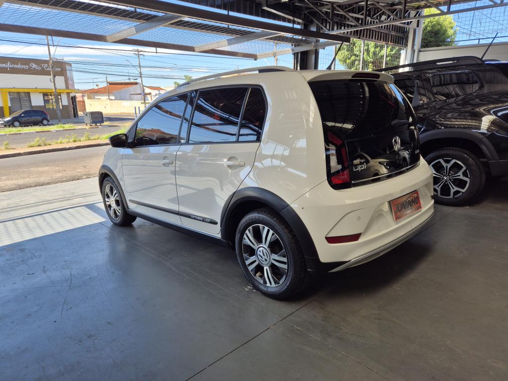 VOLKSWAGEN Cross UP - Foto