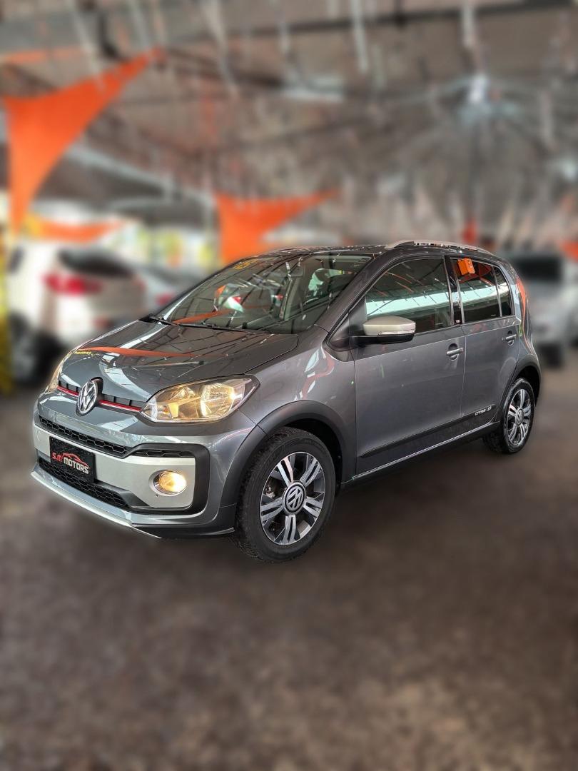 VOLKSWAGEN Cross UP