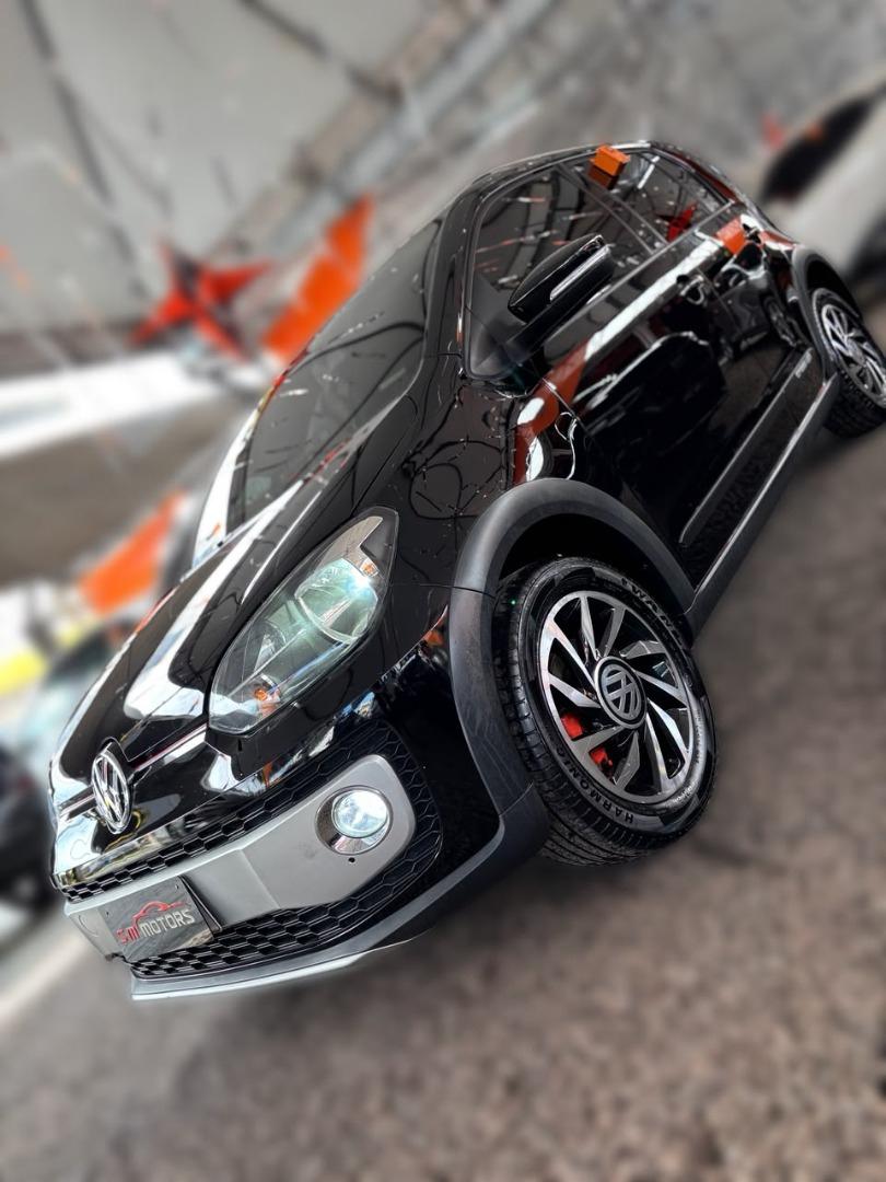 VOLKSWAGEN Cross UP - Foto