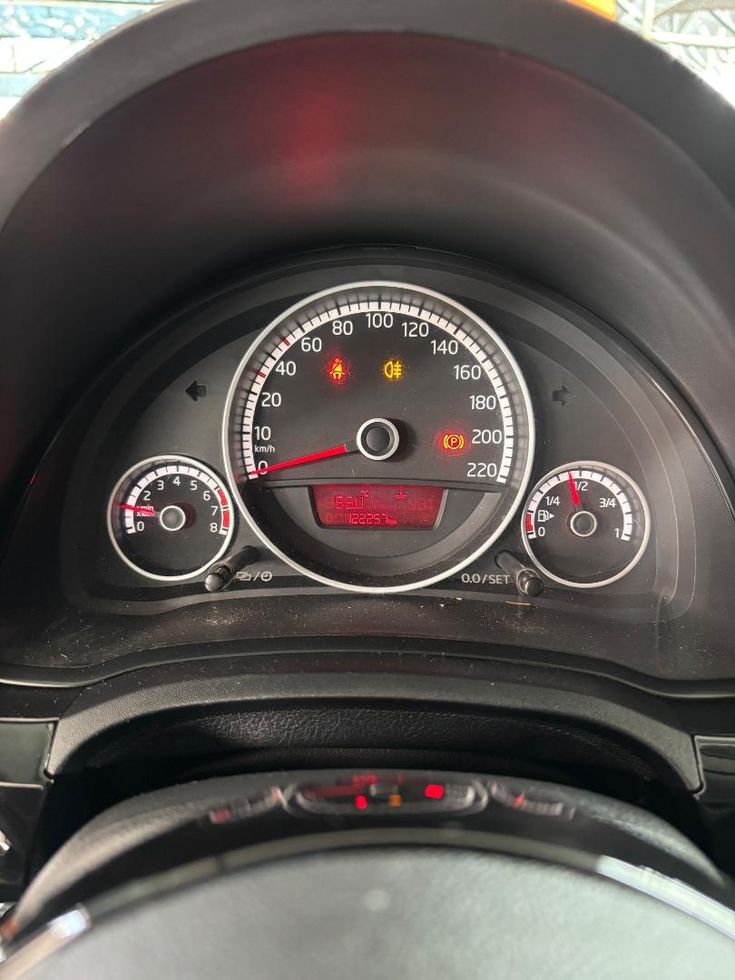VOLKSWAGEN Cross UP - Foto