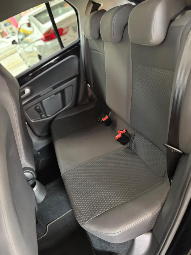 VOLKSWAGEN Cross UP - Foto