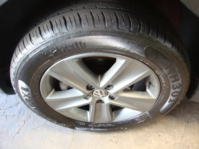 VOLKSWAGEN Crossfox - Foto