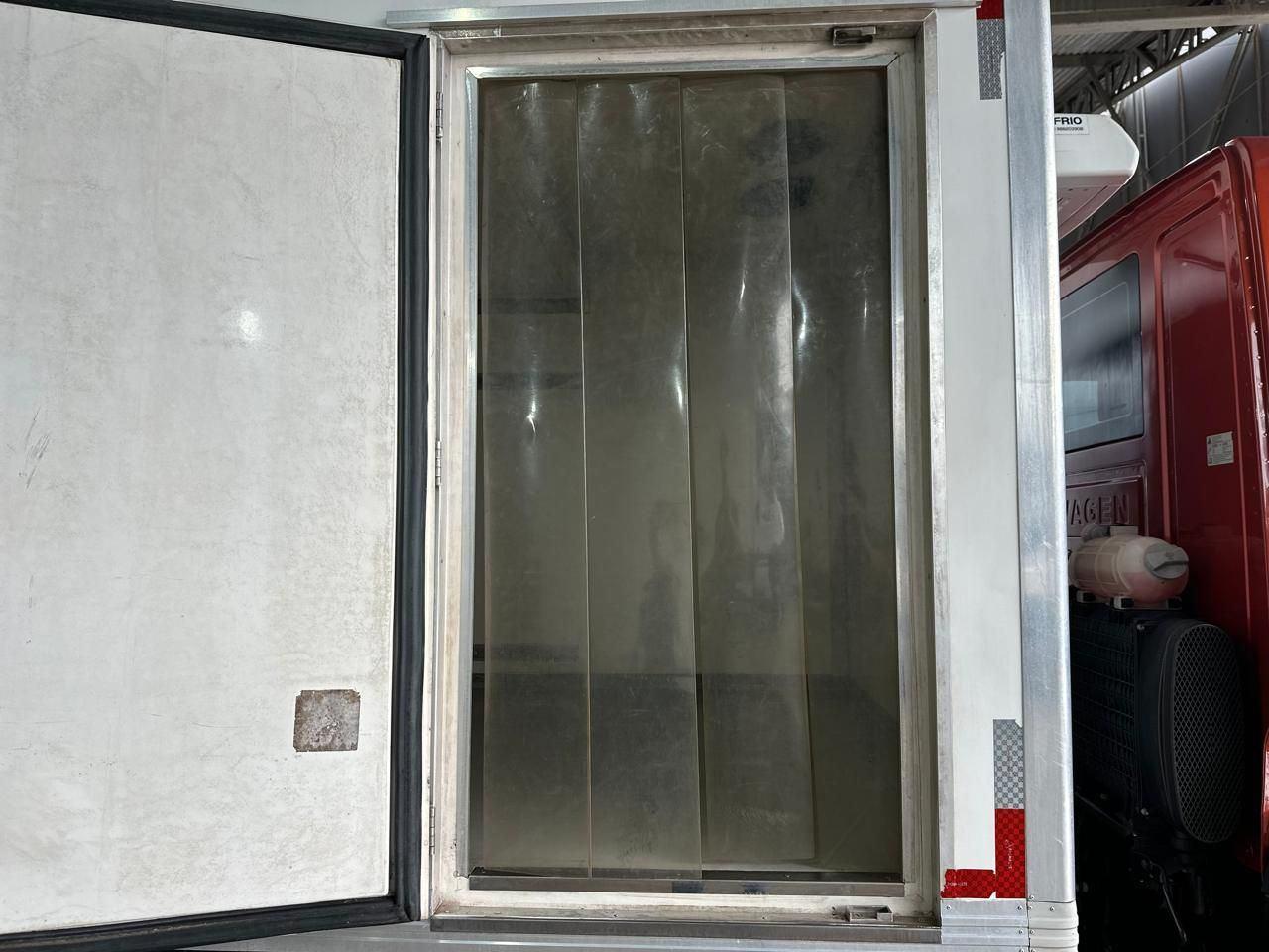 VOLKSWAGEN Delivery - Foto