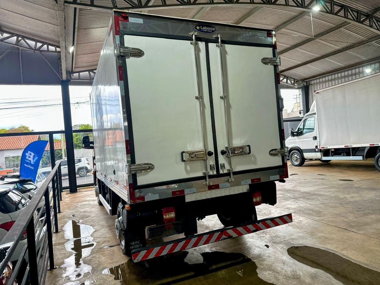 VOLKSWAGEN Delivery - Foto