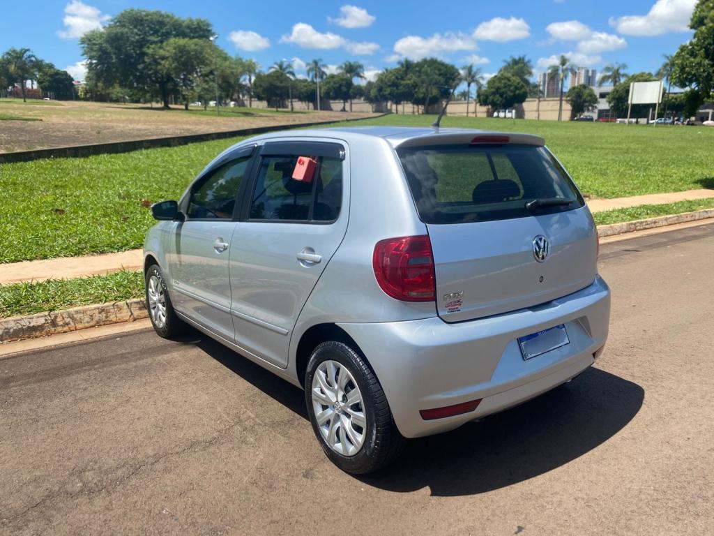 VOLKSWAGEN Fox - Foto