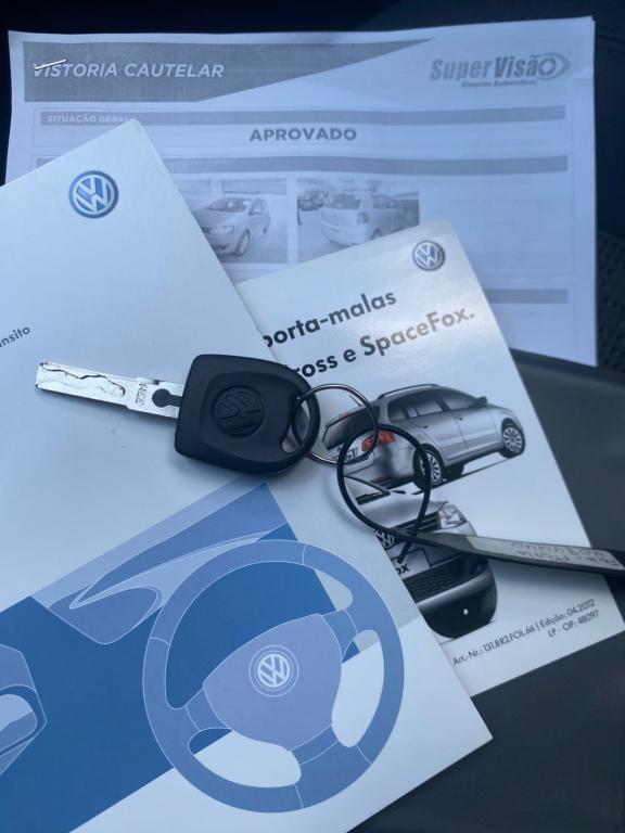 VOLKSWAGEN Fox - Foto