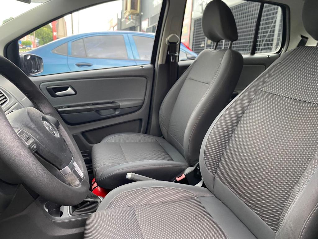 VOLKSWAGEN Fox - Foto