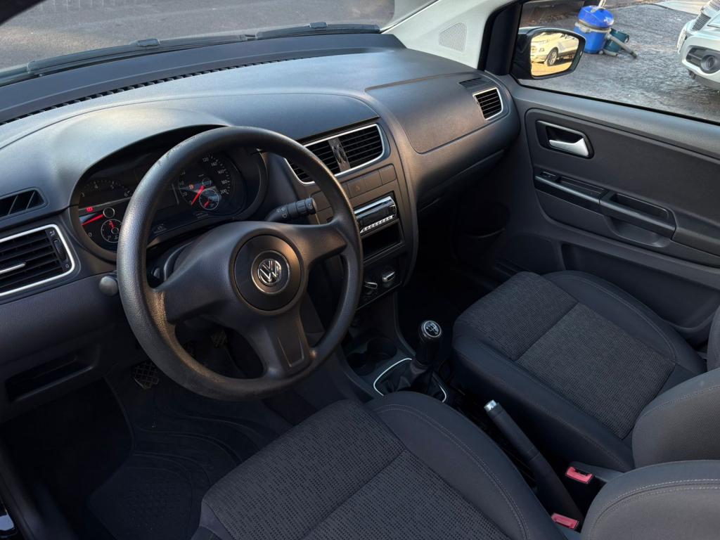 VOLKSWAGEN Fox - Foto